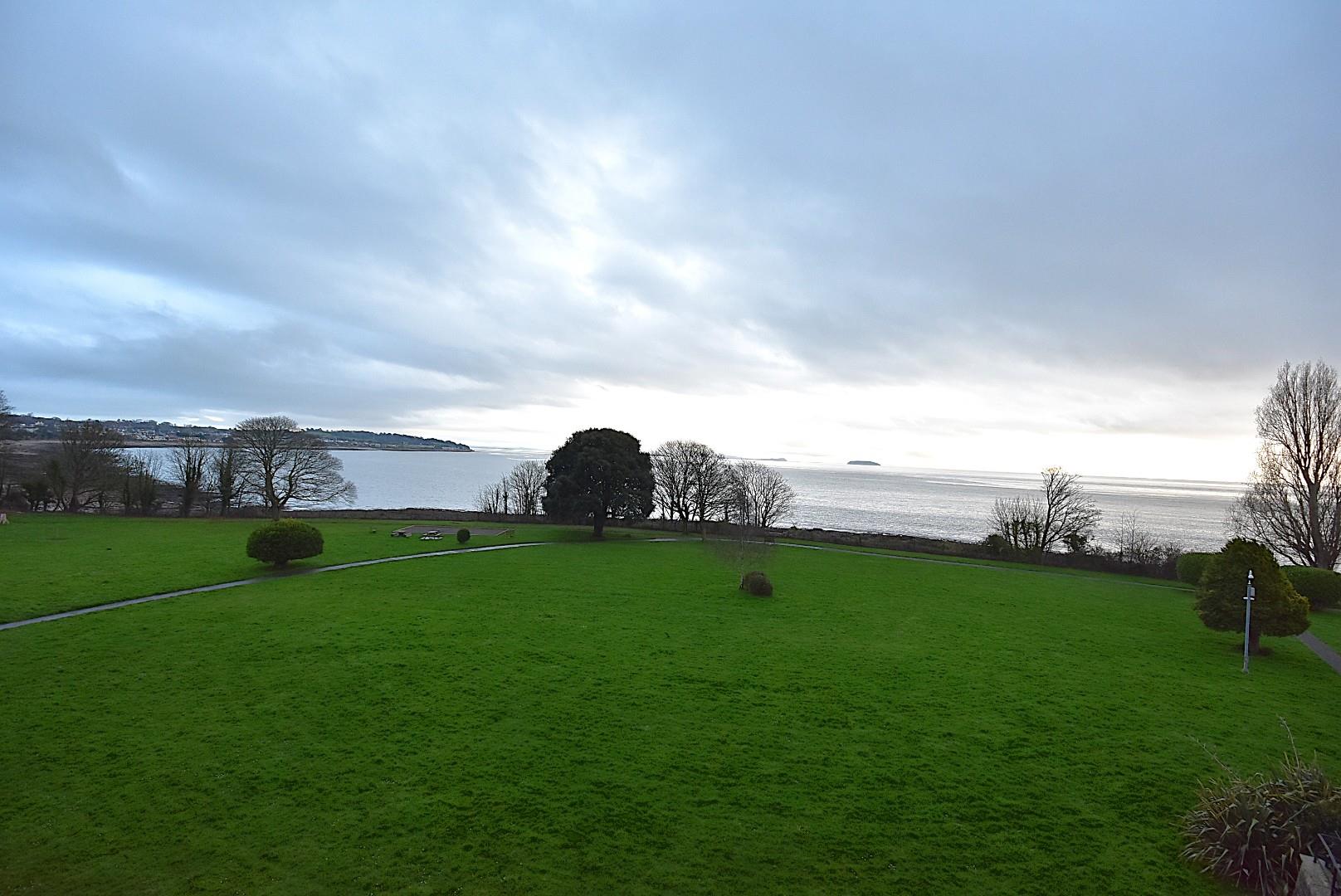 219 Headlands, Hayes Point, Sully, CF64 5QH